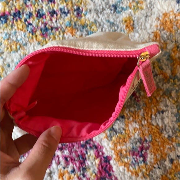 L’OCCITANE En Provence Pretty In Provence Bag - Picture 3 of 4